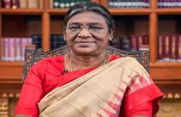 राष्ट्रपति की सुरक्षा चूक मामले में चार पुलिसकर्मी निलंबित