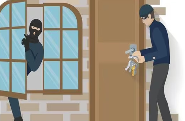 चोरों के निशाने पर सीसीएल के बंद क्वार्टर, तीन घरों से लाखों की संपत्ति उड़ाई